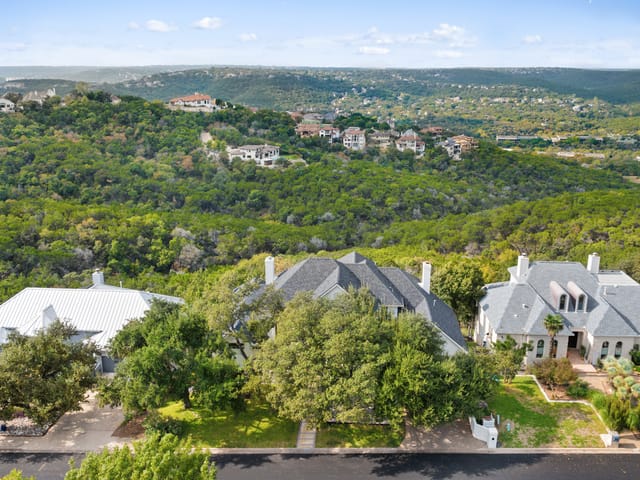 Northwest Hills luxury homes - Austin ISD